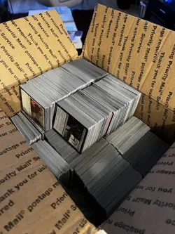 selling 15lbs Magic The Gathering Lot 3800+Cards Medium Flat Rate Box - Image 3