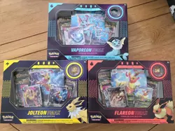 Pokemon TCG Vaporeon Jolteon Vaporeon VMAX Premium Collection Box Complete Set - Image 1