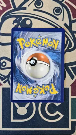 Pikachu 35/108 Cracked Ice Holo Deck Exclusive Evolutions Pokemon Card Near Mint - Image 2