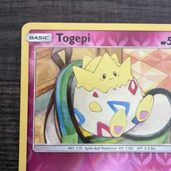 Pokemon TCG Unbroken Bonds Togepi 136/214 Common Reverse Holo Beautiful Card - Image 3