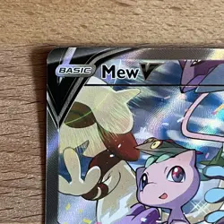 Pokemon TCG Fusion Strike Holo Mew v Alt Art Ultra Rare Card 251/264 - Image 2
