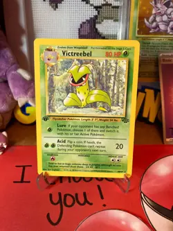 Victreebel 30/64 - 1st Edition Pokemon Card Jungle Set - Image 1