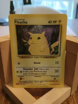 Pikachu 008/034 Trading Card Game Classic Holo - Image 1