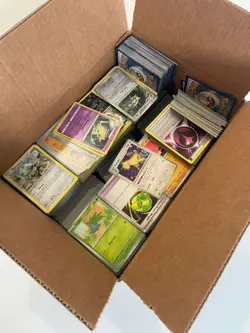 Pokemon TGC Card Lot Aprox. 2,600 - please read description - Image 1
