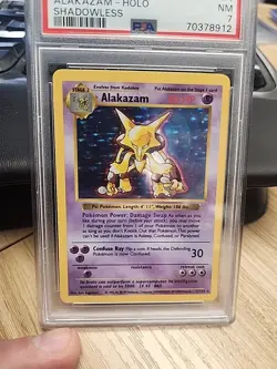 1999 POKEMON GAME SHADOWLESS #1 ALAKAZAM-HOLO PSA 7 - Image 3