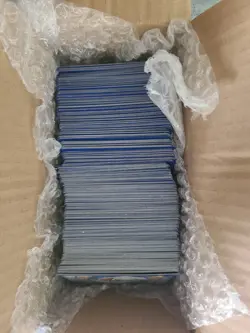 Large lot of approximately 4 pounds of Pokemon Cards - Mostly Modern - Image 1