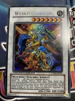 Yu-Gi-Oh Werkzeugdrache CT06-DE001 Secret Rare Limitierte Auflage Deutsch - Image 1