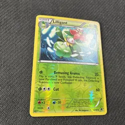 Lilligant 14/98 Black White Emerging Powers Reverse Holo Pokemon LP - Image 2
