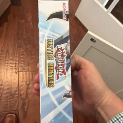 Yu-Gi-Oh! Justice Hunters Box 4 PK with 1 Field Center Card | 1st Edition - Image 2
