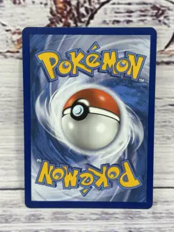 Zacian 082/185 Holo Rare Vivid Voltage Sword & Shield Pokemon TCG Single - Image 2