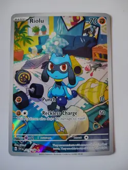 Riolu 215/198 - 🌊 Scarlet & Violet Illustration Rare Pokemon TCG 🖤 - NM - Image 1