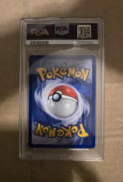 1999 Base Set Pokemon Pikachu Spanish 1st Edition PSA 8 - Image 2