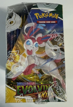 Pokemon TCG: Evolving Skies booster box Sealed 36 packs - Image 2