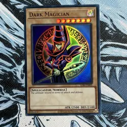 Yugioh Dark Magician LOB-EN005 Ultra Rare 25th Anniversary NM - Image 1