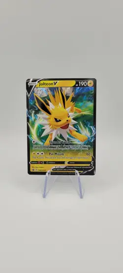 Pokemon TCG: Jolteon V SWSH151 Black Star Promos - NM - Image 2