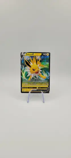 Pokemon TCG: Jolteon V SWSH151 Black Star Promos - NM - Image 3