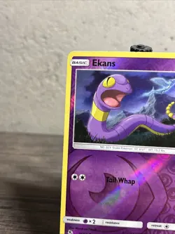 Ekans 26/68 Hidden Fates Reverse Holo-Vintage-Pokemon TCG-Fast Shipping-LP!! - Image 2