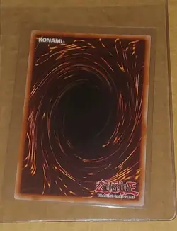 YU-GI-OH! KC01 Saggi The Dark Clown NM Kaiba 25th Ultimate Briefcase - Image 3
