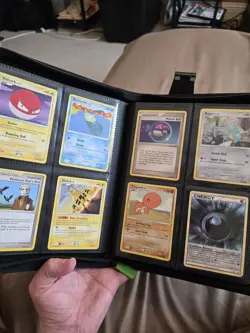 Pokemon Vintage/Modern 160 Card Vault X Binder Pokemon Trading Cards Collection! 636996769661 - Image 4
