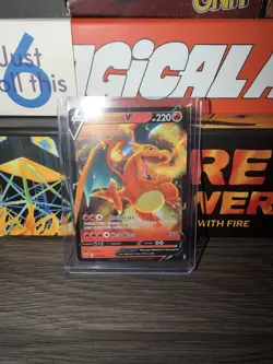 Pokemon SWSH: Crown Zenith Charizard v Holo Card 18/159 - Image 2