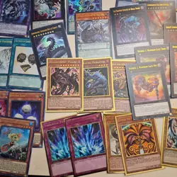 Yugioh Maximum Gold Blue Eyes White Dragon MGED-EN001 M/NM Mixed Lot of 76 - Image 3