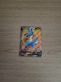 Lucario V SWSH213 Promo SWSH: Sword & Shield Promo Cards NM - Image 1