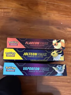 Pokemon Eeveelution Vmax Premium Collection Vaporeon Flareon Jolteon Set of 3 - Image 3