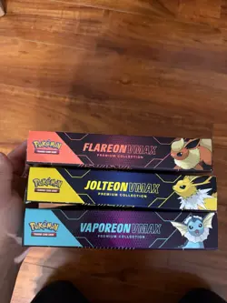 Pokemon Eeveelution Vmax Premium Collection Vaporeon Flareon Jolteon Set of 3 - Image 5