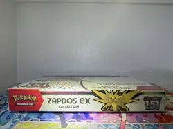 Pokemon TCG Scarlet & Violet 151 Zapdos EX Collection Box - Image 4