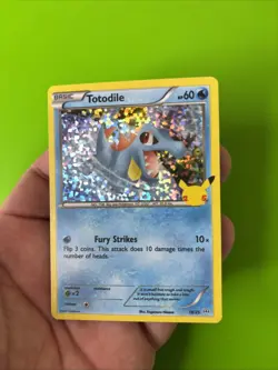 Totodile 18/25 McDonald’s Anniversary Holo Pokemon Card NM - Image 3