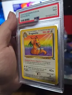 Pokemon TCG Dragonite 19/62 Fossil Non-Holo Rare Card Psa 7 - Image 3