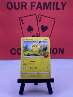 Pikachu 049/203 Trick or Trade BOOster Common Regular Pokemon TCG 2021 NM - Image 1