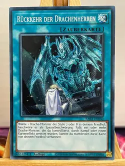 Ruckkehr Der Drachenherren RA03-DE060 Secret Rare Deutsch NM YUGIOH - Image 1