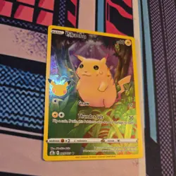 Pikachu 005/025 Celebrations Holo Full Art Pokemon Card - Image 2