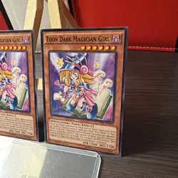 X2 Yugioh Toon Dark Magician Girl DPBC-EN044 Common 1st Ed LP + BONUS HOLO - Image 2