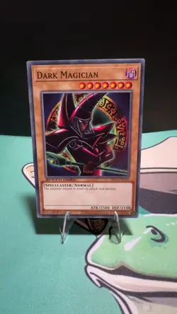 Dark Magician (G) SBC1-ENG10 Speed Duel: Streets of Battle City Yu-Gi-Oh LP - Image 1