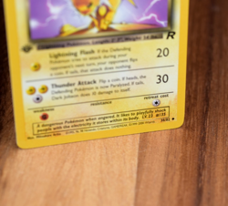 Dark Jolteon 38/82 Team Rocket 1st Edition Pokemon Card WOTC Vintage - Image 5