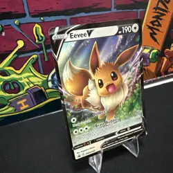 Pokemon Card Eevee V SWSH065 HOLO RARE - NM - Image 2