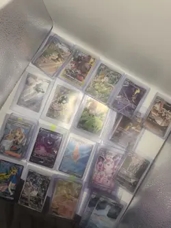 Pokemon Card Lot 30 - Image 1