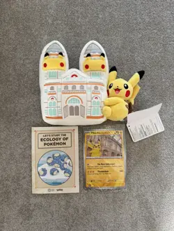 Pokemon x National History Museum Pikachu Jumbo Promo TCG Card & Plush Toy - Image 1