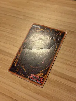 2004 Blue-Eyes White Dragon LOB-EN001 - Yugioh LOB Worldwide English - Damaged - Image 5