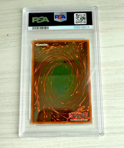 2002 SDY YU-GI-OH! - Dark Magician # 006 - PSA 8 (NM-MT) - Image 2