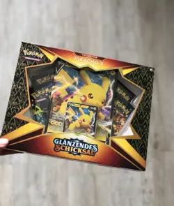 Pokemon Pikachu V Kollektion | Glanzendes Schicksal Shining Fates | Neu OVP - Image 1
