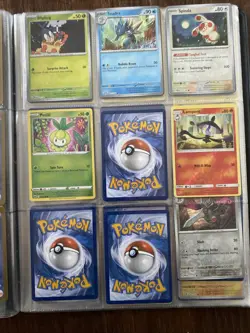 Pokemon folder and 130 assorted cards approximately. - Image 4