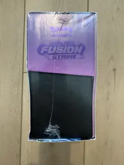 Pokemon TCG Sword & Shield Fusion Strike Elite Trainer Box ETB - New/Sealed - Image 5