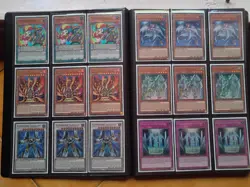 Yu-gi-oh Lotto di 180 carte in album Duelist Portfolio - Image 3