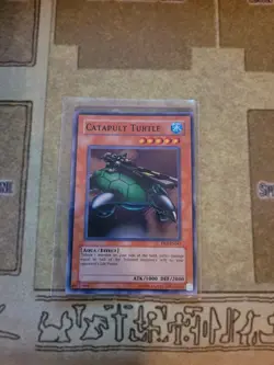 YUGIOH CATAPULT TURTLE DB2-EN047 SUPER UNLIMITED ED LP 1996 - Image 1