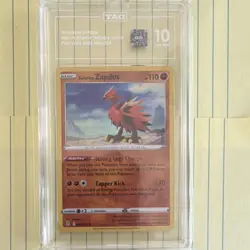 Pokemon TCG Galarian Zapdos 2021 Evolving Skies 082/203 Holo TAG 10 - Image 1