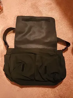Magic Con Las Vegas 2023 Talion the Kindly Lord Legendary VIP Messenger Bag MTG - Image 2