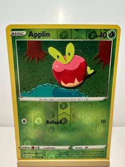 Applin 017/203 Common Evolving Skies Pokemon Reverse Holo Near Mint - Image 1